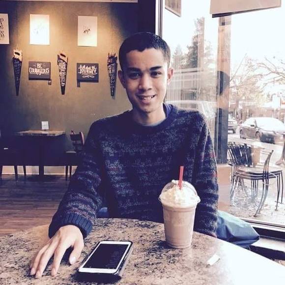 Meet your Posher, Lorenzo - Picture 1 of 1